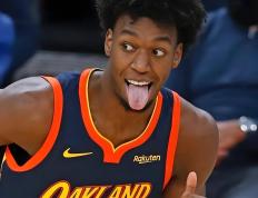 上场五分钟取得NBA职业生涯第二枚(méi)总冠军戒(jiè)指