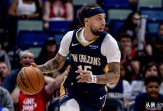 罚款2000美元，NBA对阿尔瓦拉多处以罚款，原(yuán)因是他假摔(shuāi)