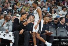 霸气，马刺队后卫达龙·福克斯就伤病问題(tí)发表大胆言论