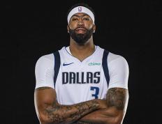 帕金斯表达对安东尼·戴维斯身体状态的不满