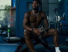 生涯首次一阵！多诺万-米(mǐ)切尔ins晒出训练和(hé)休闲照