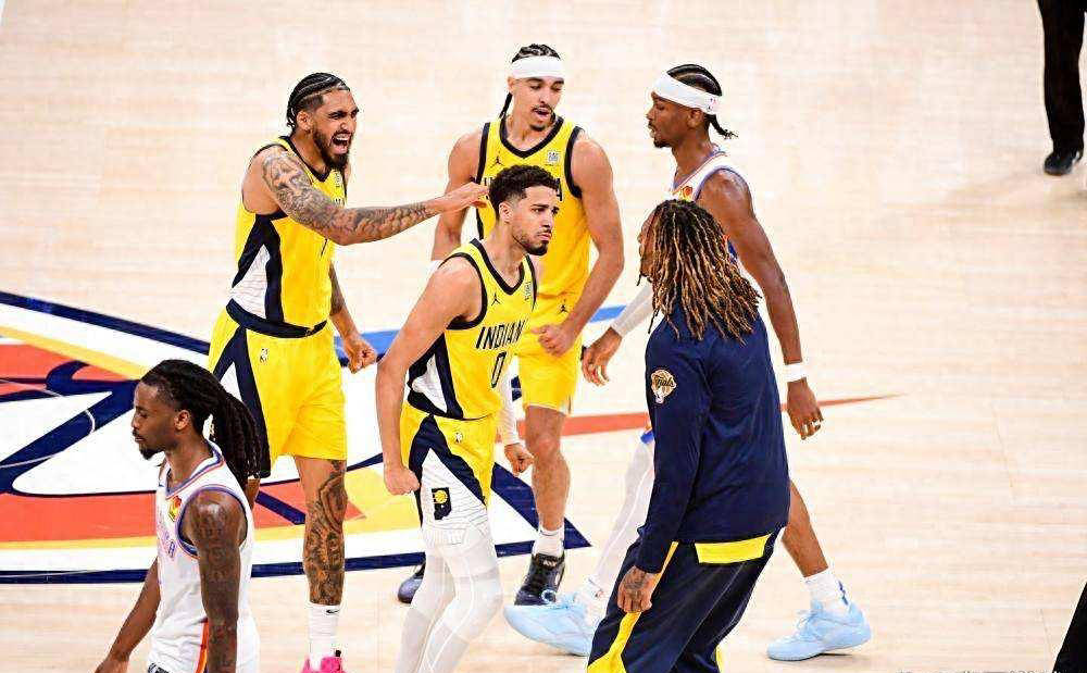 俄克拉(lā)荷马雷(léi)霆队统治东區(qū)！骑士和尼克斯成为最后挑(tiāo)战者