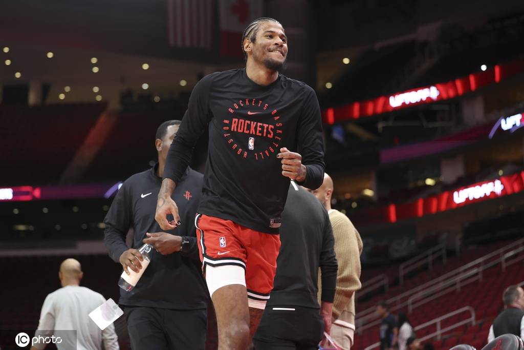 杰伦-格林长文告别火箭：被交易那天接(jiē)了整天电话