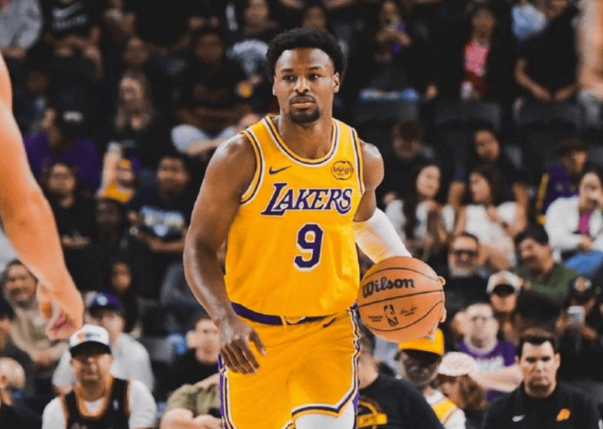 完(wán)成单臂补扣！布朗尼兩(liǎng)场季前赛表(biǎo)现低迷(mí)，还能打NBA吗？