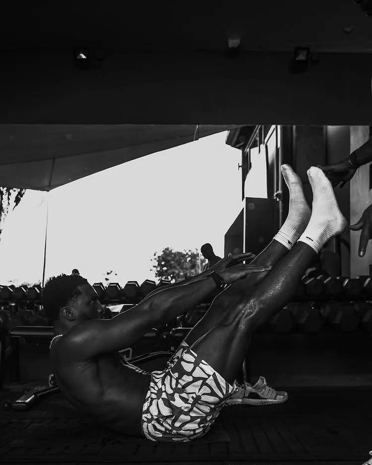 生涯首次一阵！多诺万-米(mǐ)切尔ins晒出训练和(hé)休闲照