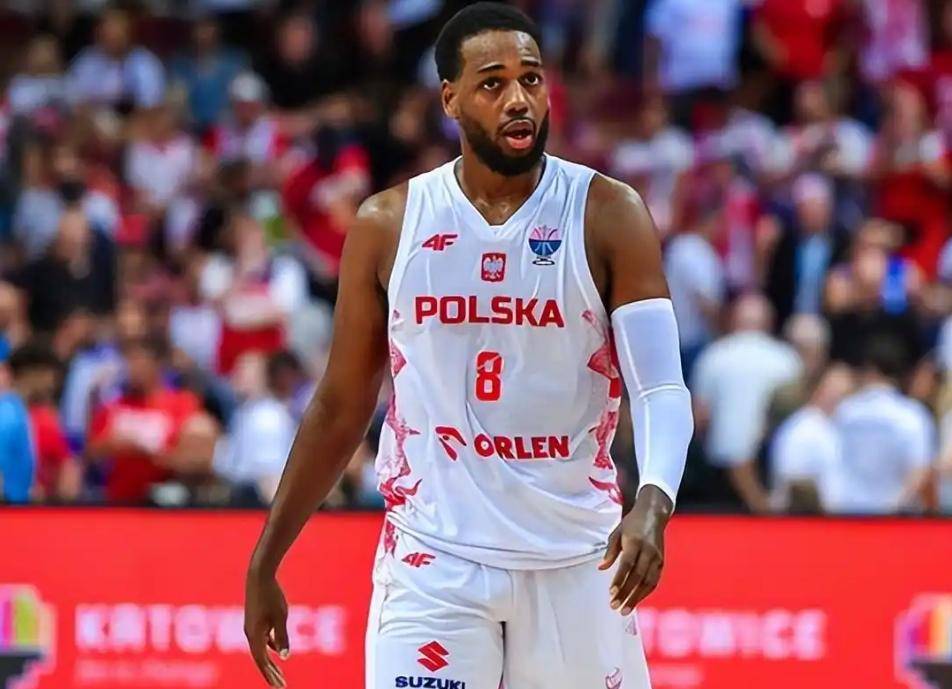 曝上海男籃(lán)接触NBA冠军后卫，欧锦赛场均28.3分，三分球命中率61%