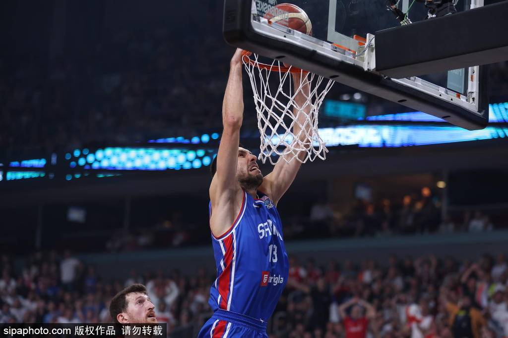 勞(láo)里·马尔卡宁閃(shǎn)耀全(quán)场,芬兰逆袭欧洲篮罈(tán)霸主塞尔維(wéi)亚!