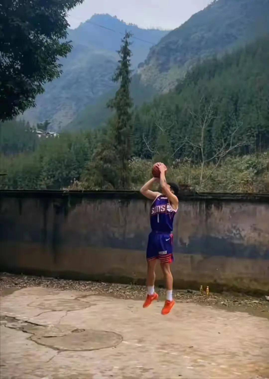 德文布克视频喊话中国布克，这下有好戯(xì)看了！