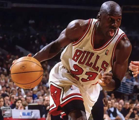 NBA这5位铁人(rén)伤病难以侵擾(rǎo)，超越伤病成就传奇