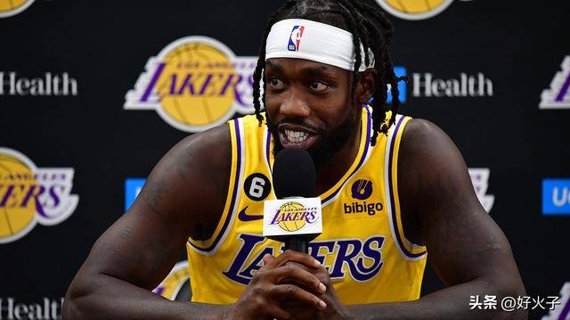 贝弗利调侃保罗·乔治和林书豪(háo),称他们传球“史上最糟糕”