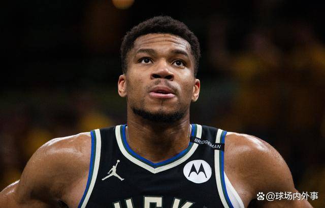 字(zì)母(mǔ)哥太狠了!历史第一!字(zì)母(mǔ)哥只差7场,79年NBA纪录即将作古