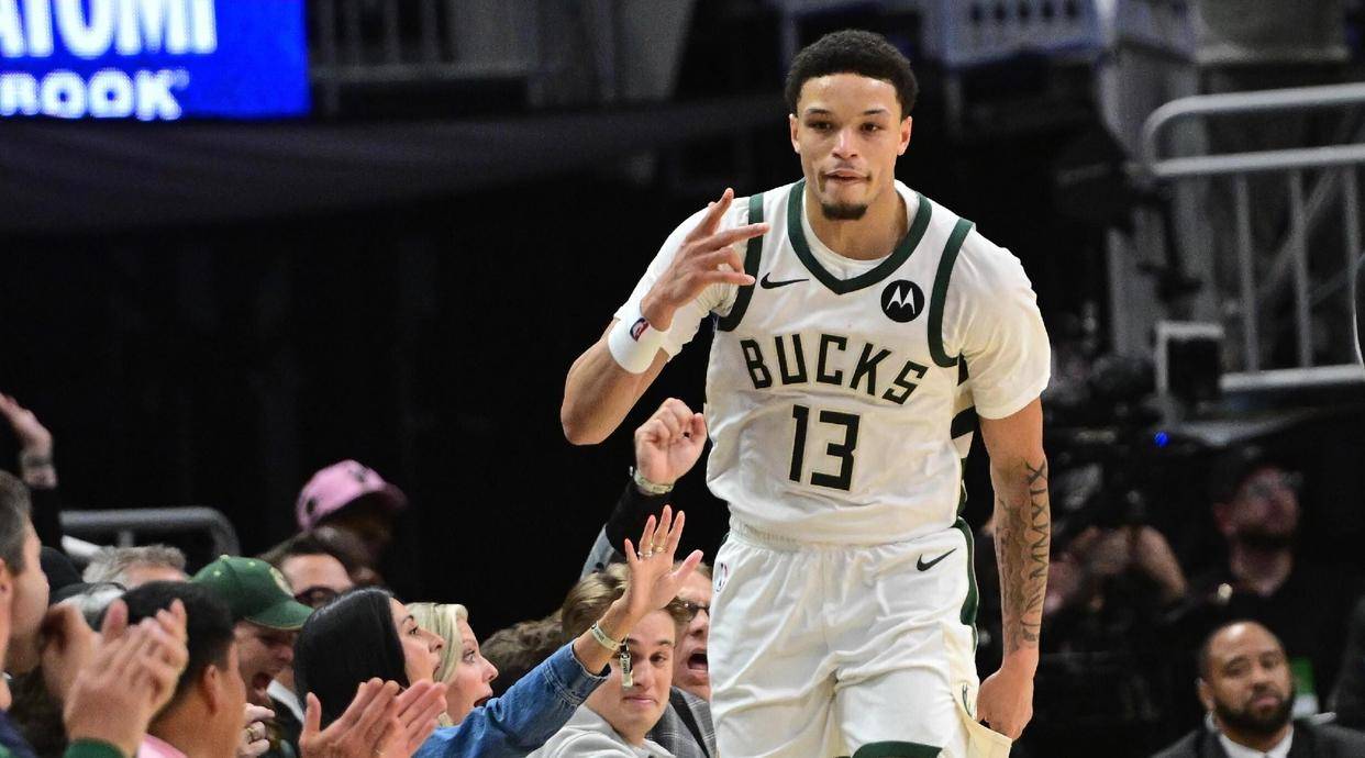 雷霆6连胜,马刺5连胜,雄鹿(lù)打败勇士,NBA东西部最新排(pái)名揭晓