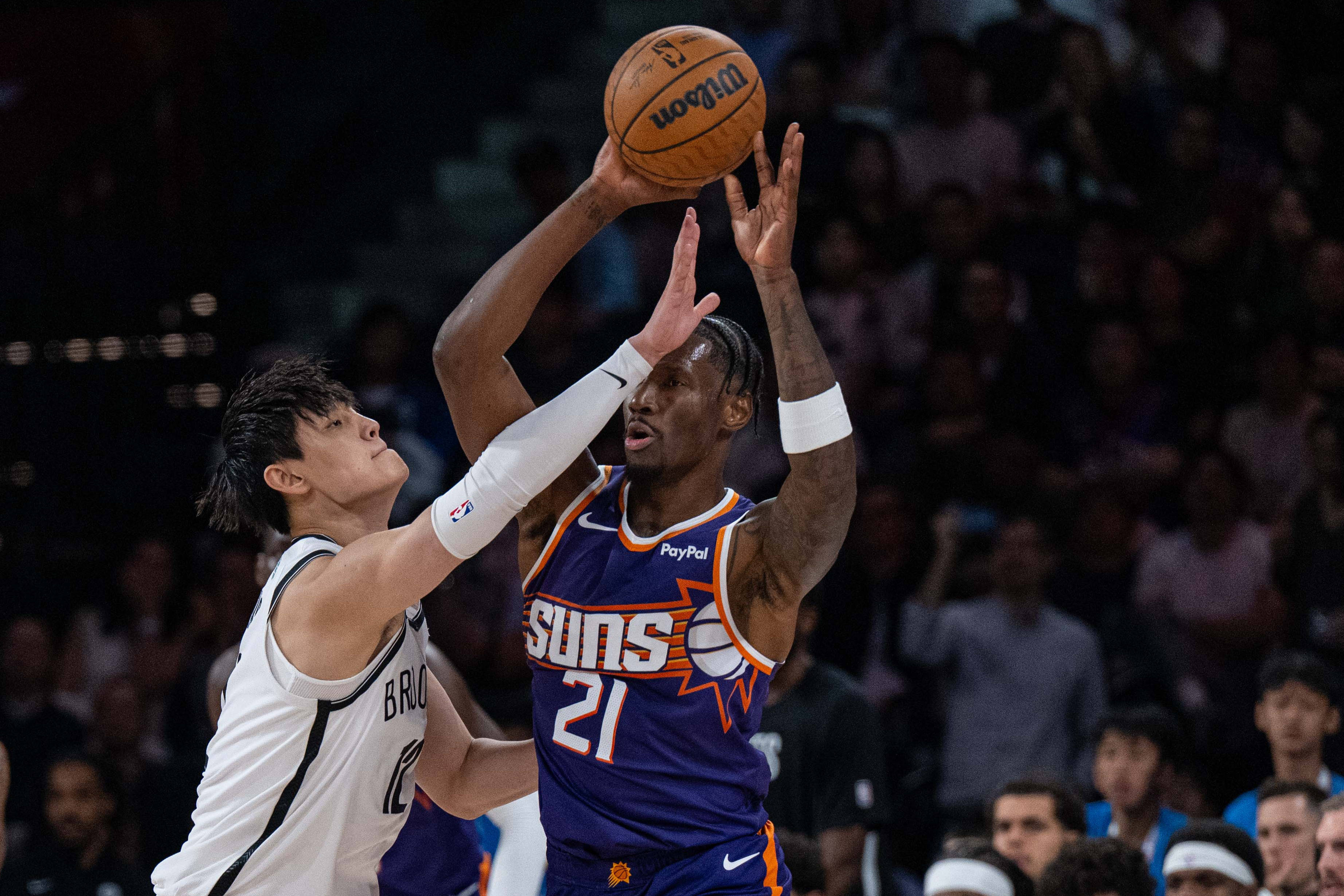 （体育）籃(lán)球——NBA季前(qián)赛：太阳胜籃(lán)网