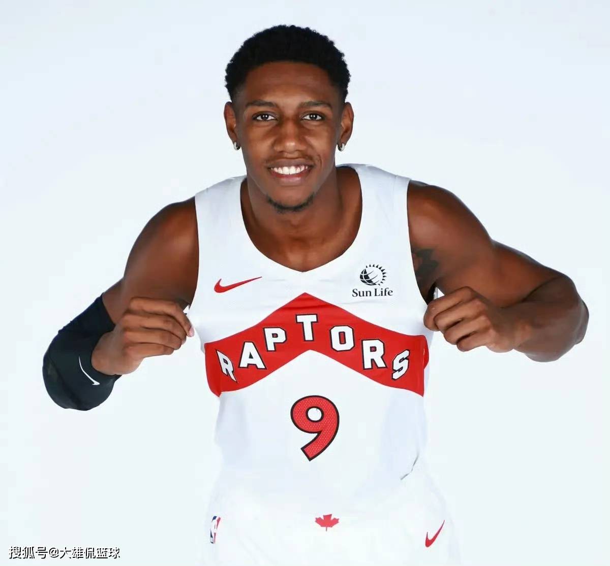 美媒提(tí)议灰熊6换2，拿下巴雷特，顶替德斯蒙德贝恩(ēn)