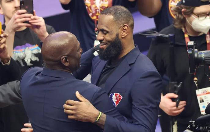 4位有资格成爲(wèi)詹姆斯(sī)名人(rén)堂引荐人(rén)的NBA传奇