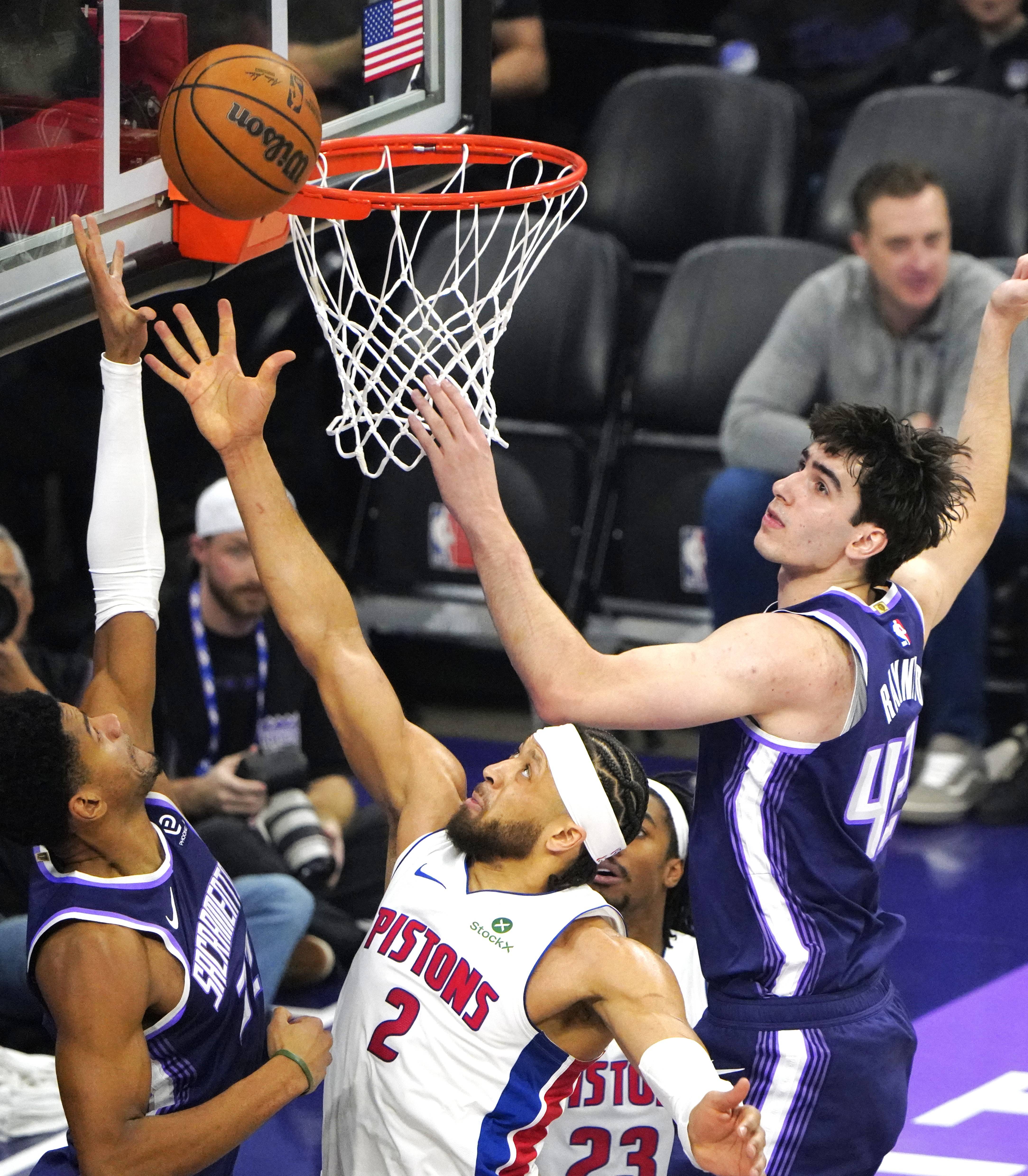 （体育）篮球——NBA常规赛：国王不敌活(huó)塞