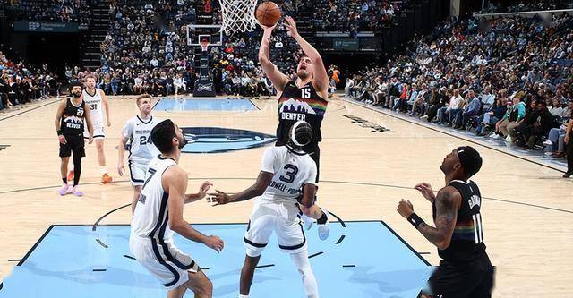 蘭(lán)代尔26分(fēn)10板2助 NBA灰熊115-125掘(jué)金 贾马尔-穆雷29分(fēn)